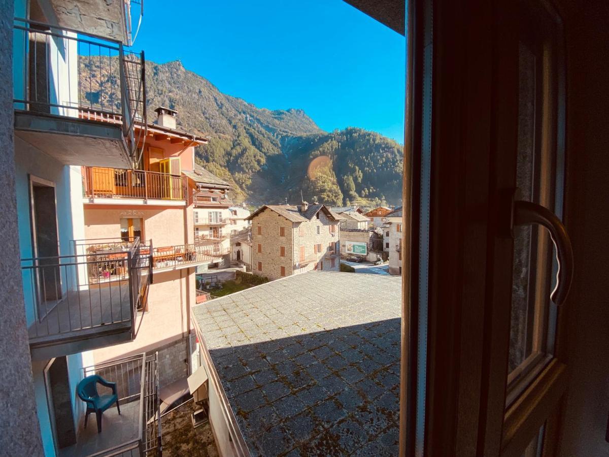 Residence Pizzo Scalino Chiesa in Valmalenco Kültér fotó