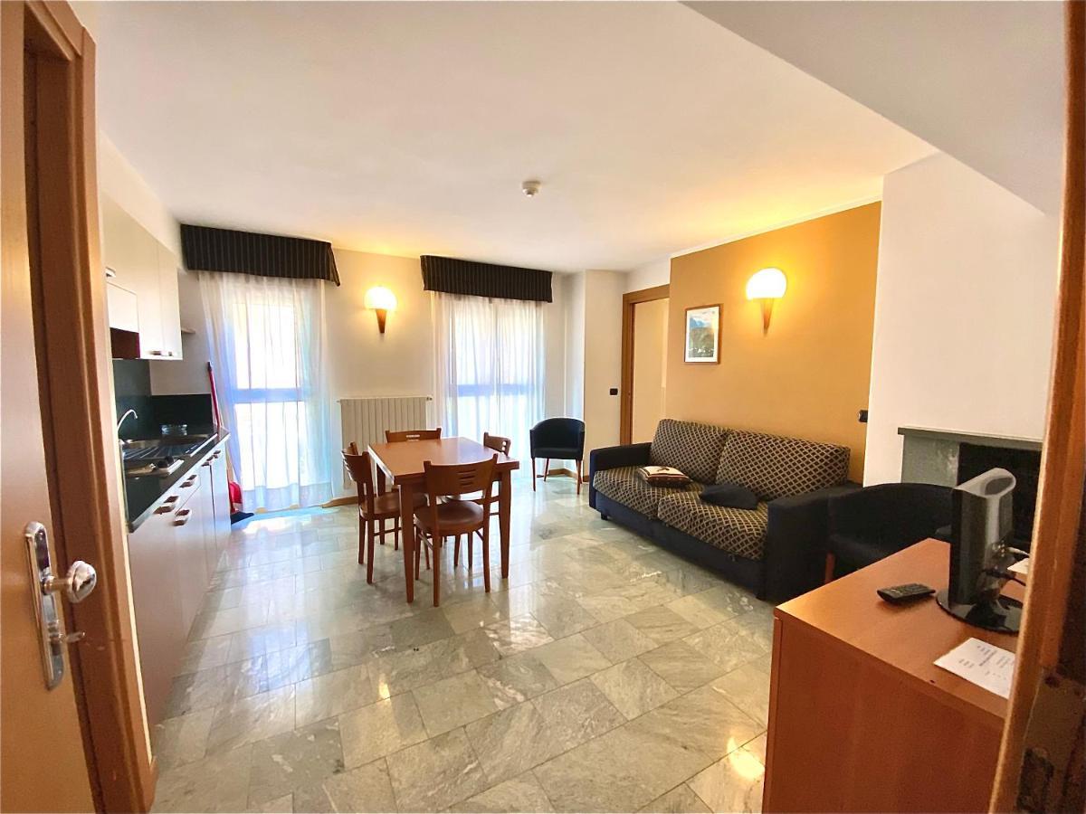 Residence Pizzo Scalino Chiesa in Valmalenco Kültér fotó