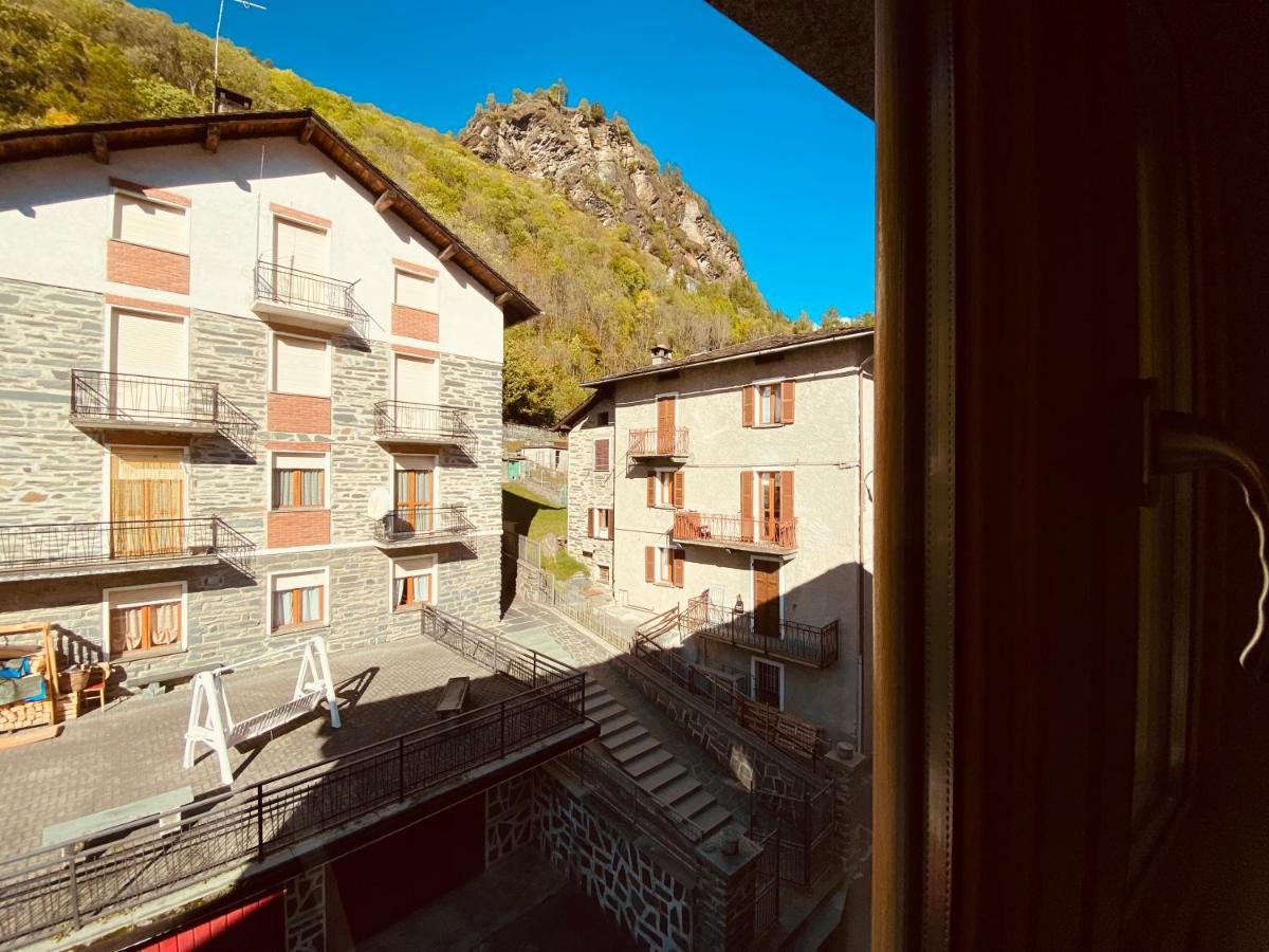 Residence Pizzo Scalino Chiesa in Valmalenco Kültér fotó