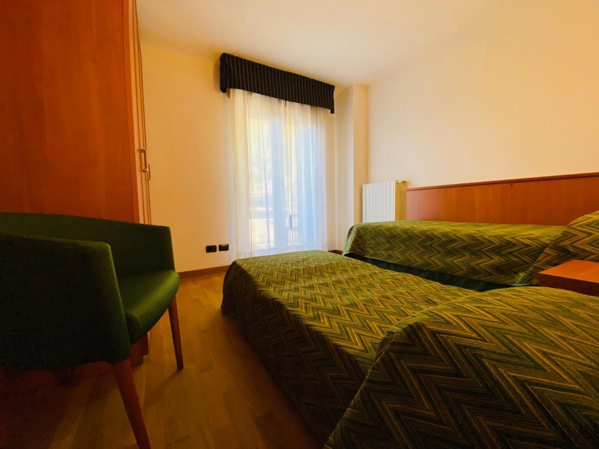 Residence Pizzo Scalino Chiesa in Valmalenco Kültér fotó